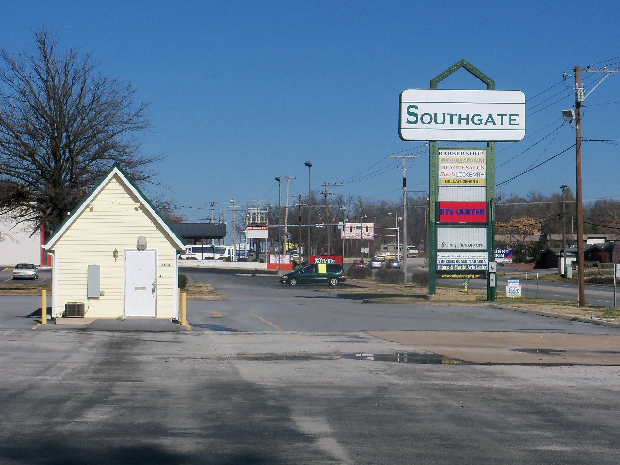 Southgate Shopping Center in Rogers, Arkansas, Lease Space, Commercial